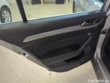  Volkswagen  Passat Volkswagen  Variant 1.5 TSI EVO 150 KM DSG Business 5d #29