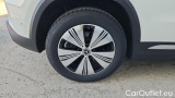  Mercedes  EQA  300 4MATIC #10