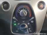  Toyota  Aygo 1,0-l-VVT-i x-play #14