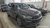  Volkswagen  Tiguan 2.0 TDI SCR DSG ACTIVE #2