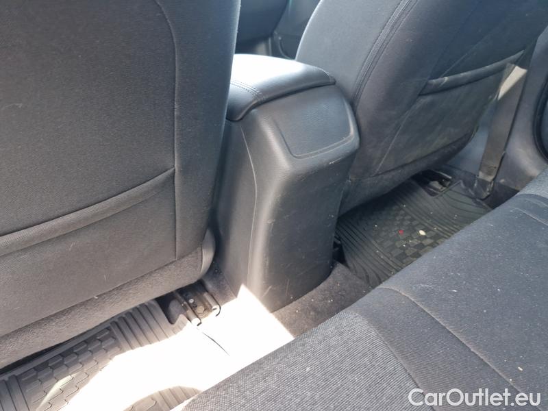  Hyundai  i30   cw (PD)(2017->)  kom.1.5T-GDI Family Smart #15