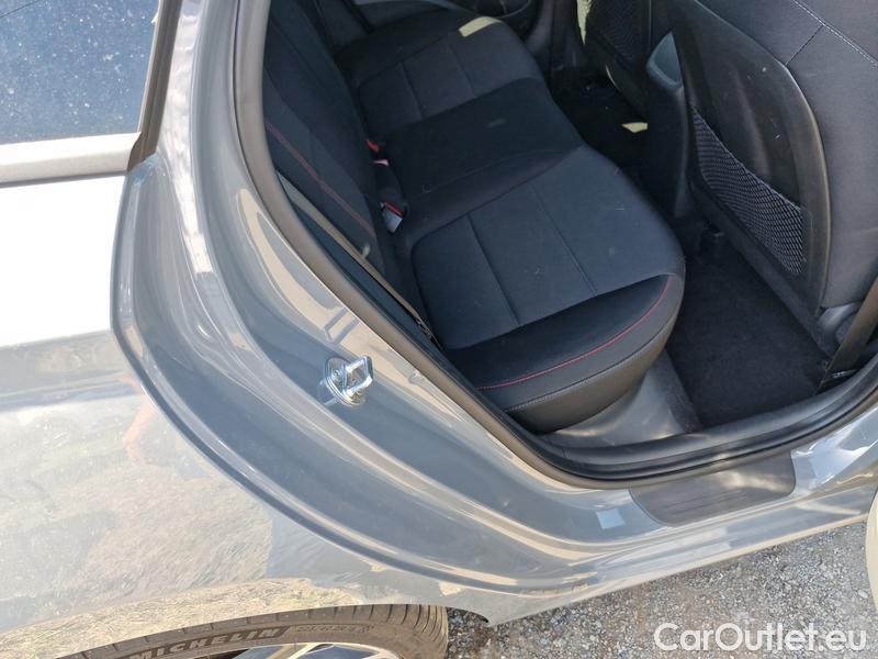  Hyundai  i30   cw (PD)(2017->)  kom.1.5T-GDI N Line AT 5d #33