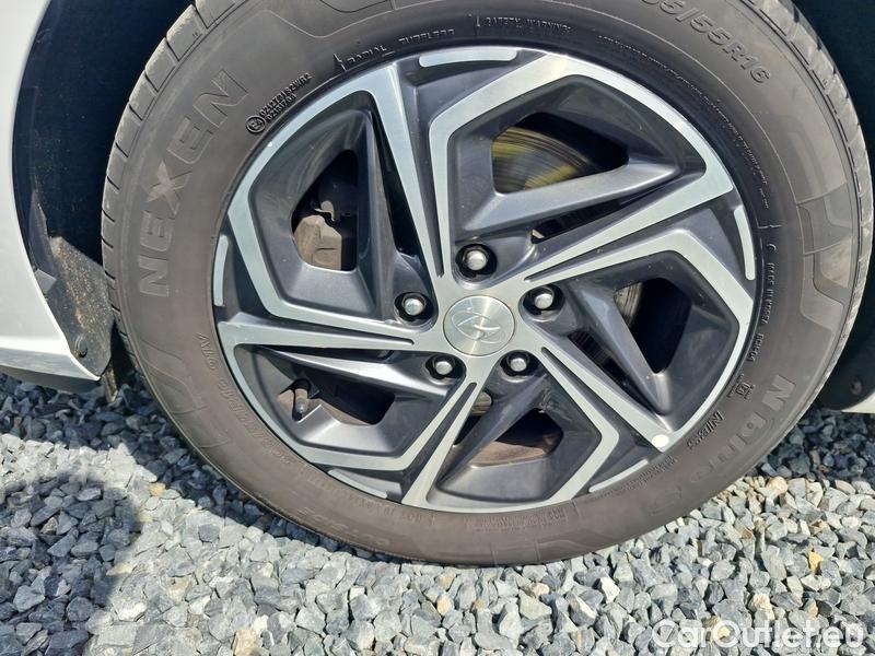 Hyundai  i30   cw (PD)(2017->)  kom.1.5T-GDI Family Smart #4