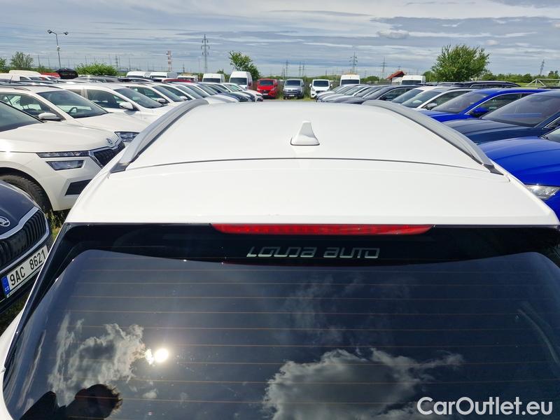  Hyundai  i30   cw (PD)(2017->)  kom.1.5T-GDI Family Smart #27