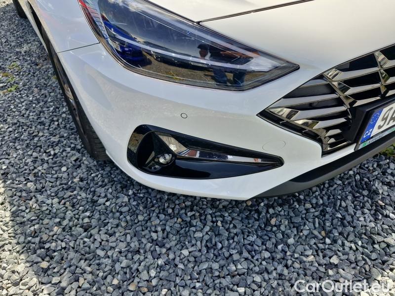  Hyundai  i30   cw (PD)(2017->)  kom.1.5T-GDI Family Smart #2