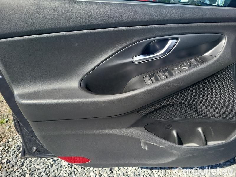  Hyundai  i30   cw (PD)(2017->)  FB 1.5TGDI 118 Smart #5