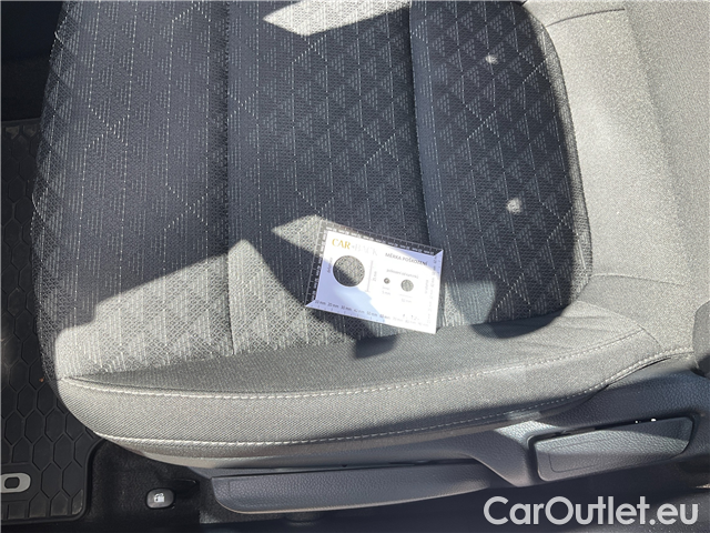  KIA  Rio  1.2 CVVT Comfort 5d #6