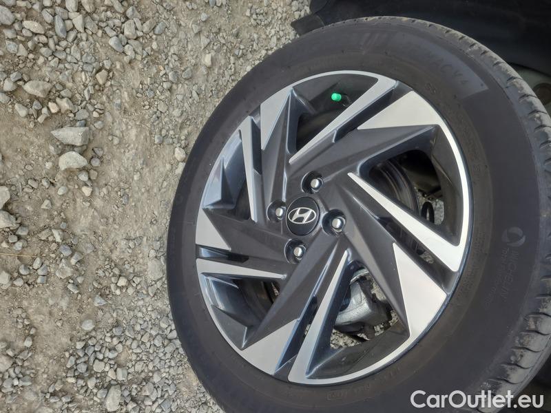  Hyundai  Bayon   (2021)  1.2i Smart 5d #22