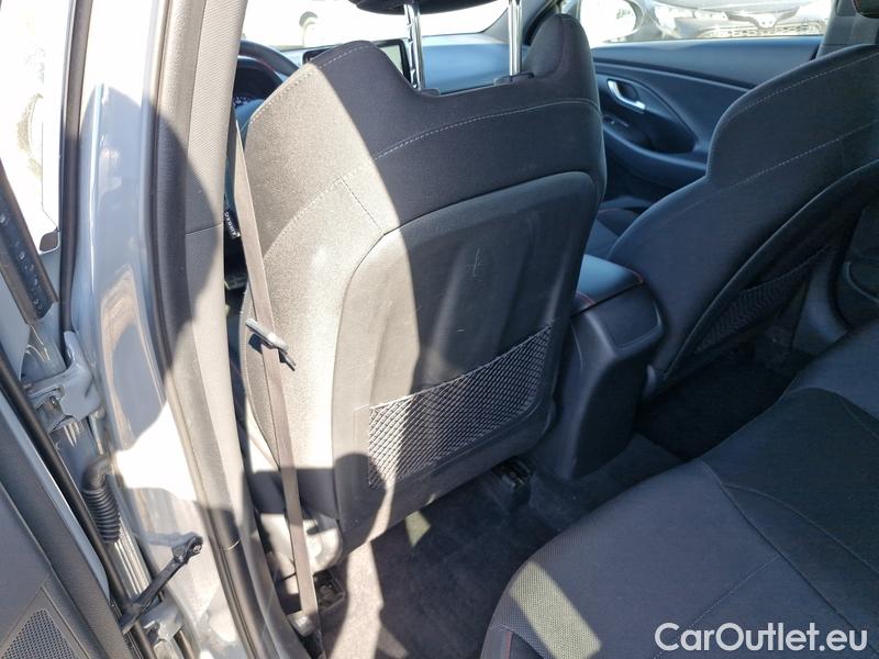  Hyundai  i30   cw (PD)(2017->)  kom.1.5T-GDI N Line AT 5d #19