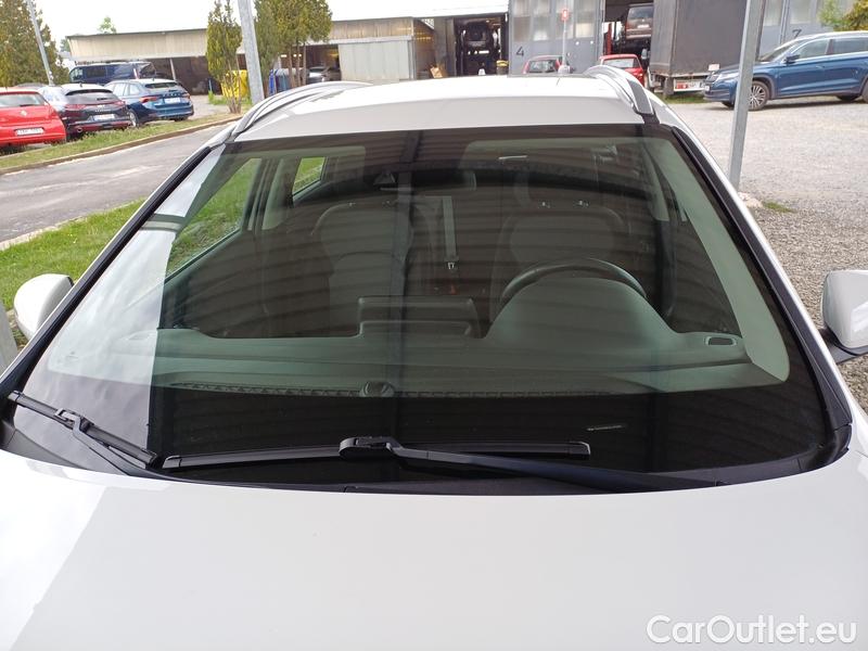  Hyundai  i30  (PD)(01.2017  ->)  kom.1.0TGDI Family Comf #1