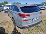 i30