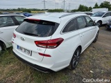 i30