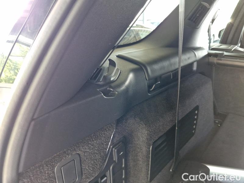  Land Rover  Discovery  5 (10.2016->)  D250 SE 4WD AT 5d #21