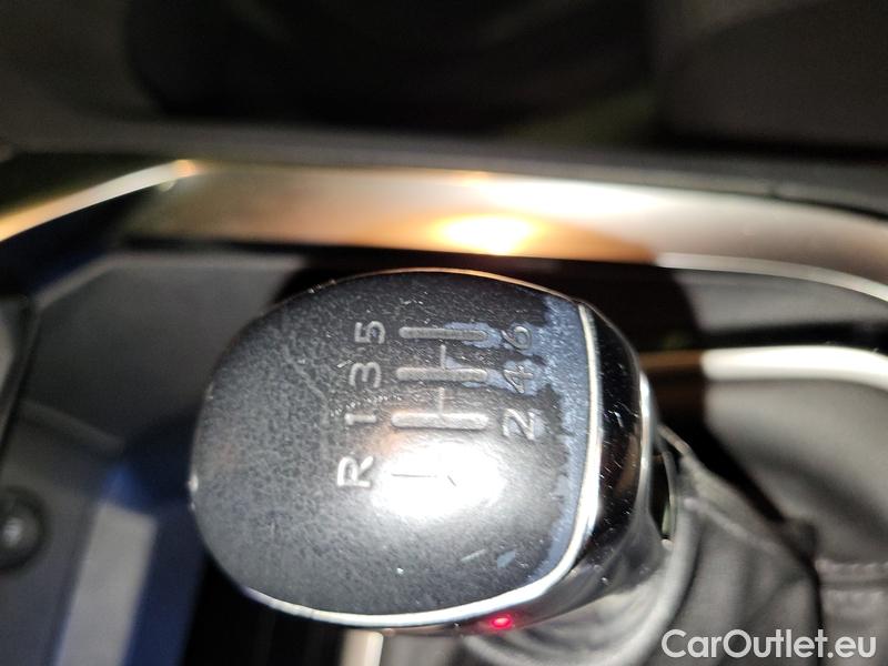  Peugeot  3008  (2016)  1.5BHDi 130 ACTIVE PACK #8