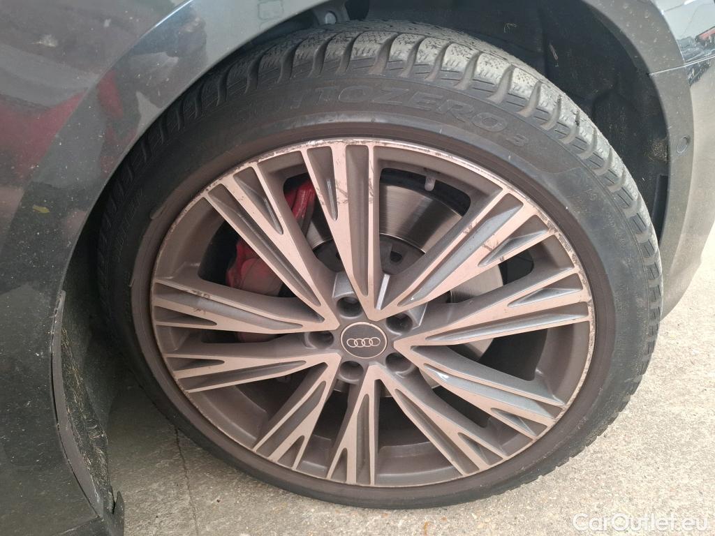  Audi  A6 AUDI  Avant / 2018 / 5P / Break 55 TFSI e quattro S tronic 7 Compétition #40