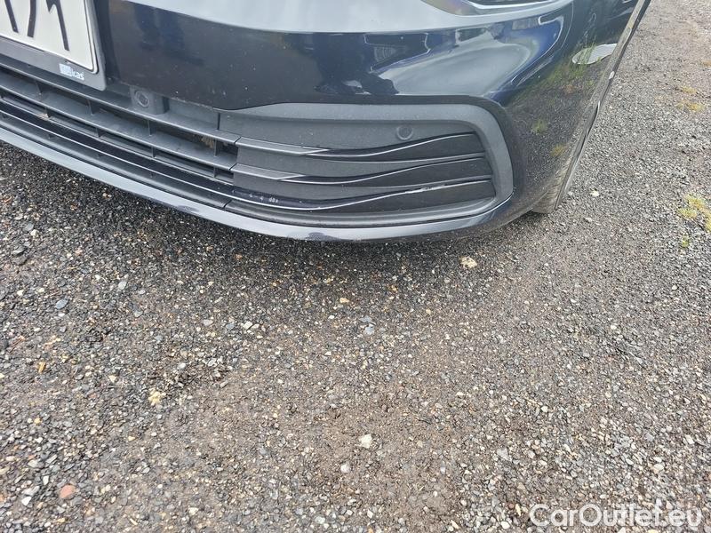  Volkswagen  Golf  VIII (CD1) (2019) 2,0 TDI 85 Life 5d #4