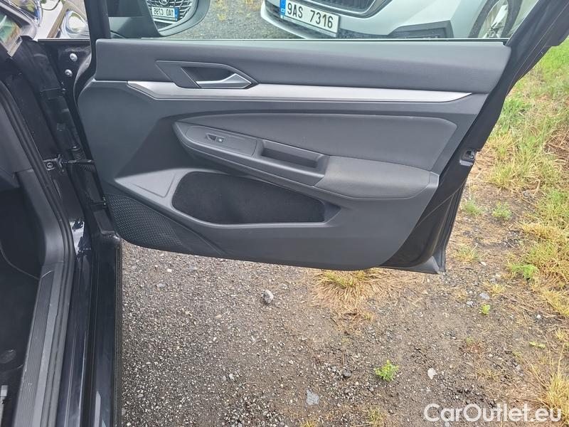  Volkswagen  Golf  VIII (CD1) (2019) 2,0 TDI 85 Life 5d #32