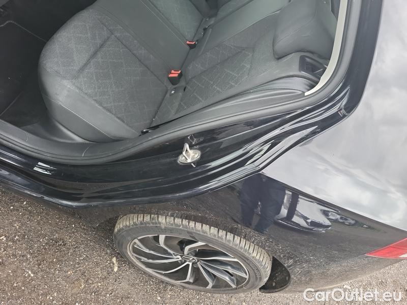  Volkswagen  Golf  VIII (CD1) (2019) 2,0 TDI 85 Life 5d #26