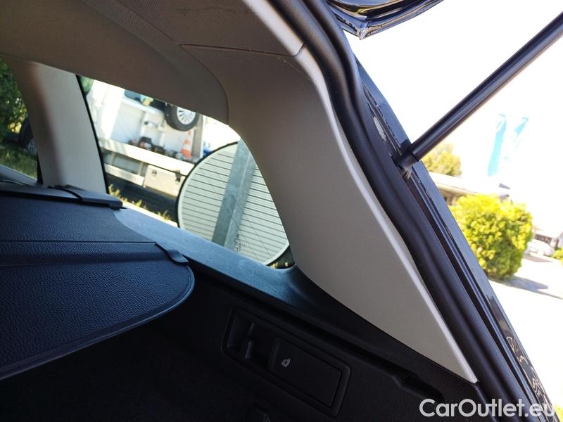  Volkswagen  Passat  Variant (CB5) (2019) Pas.Var.1.5TSI Business AT #12
