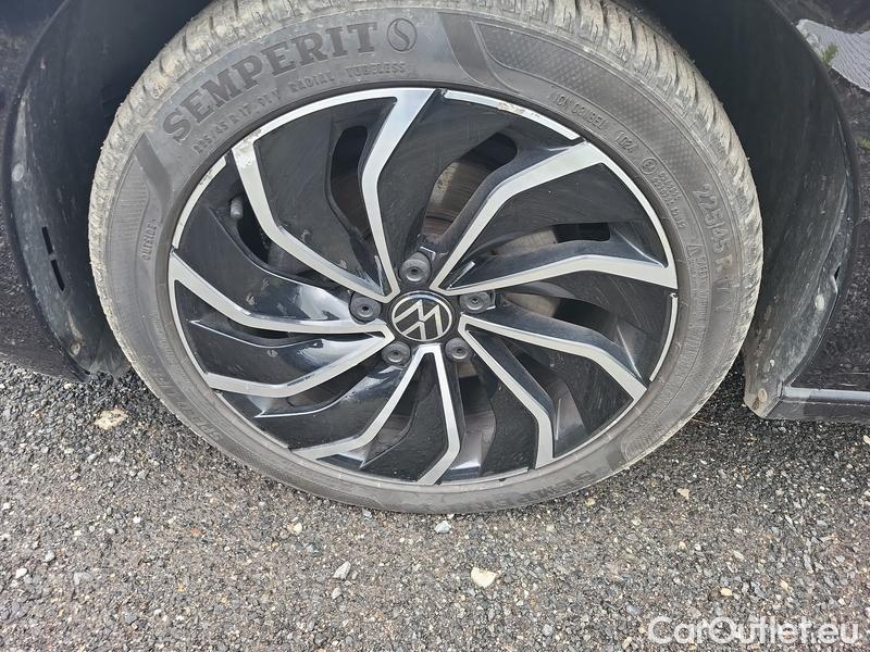  Volkswagen  Golf  VIII (CD1) (2019) 2,0 TDI 85 Life 5d #5