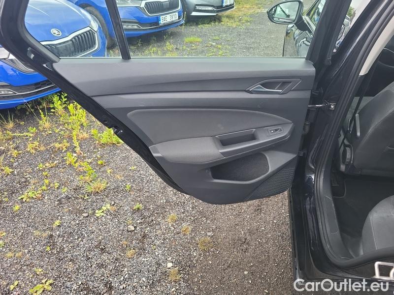  Volkswagen  Golf  VIII (CD1) (2019) 2,0 TDI 85 Life 5d #25