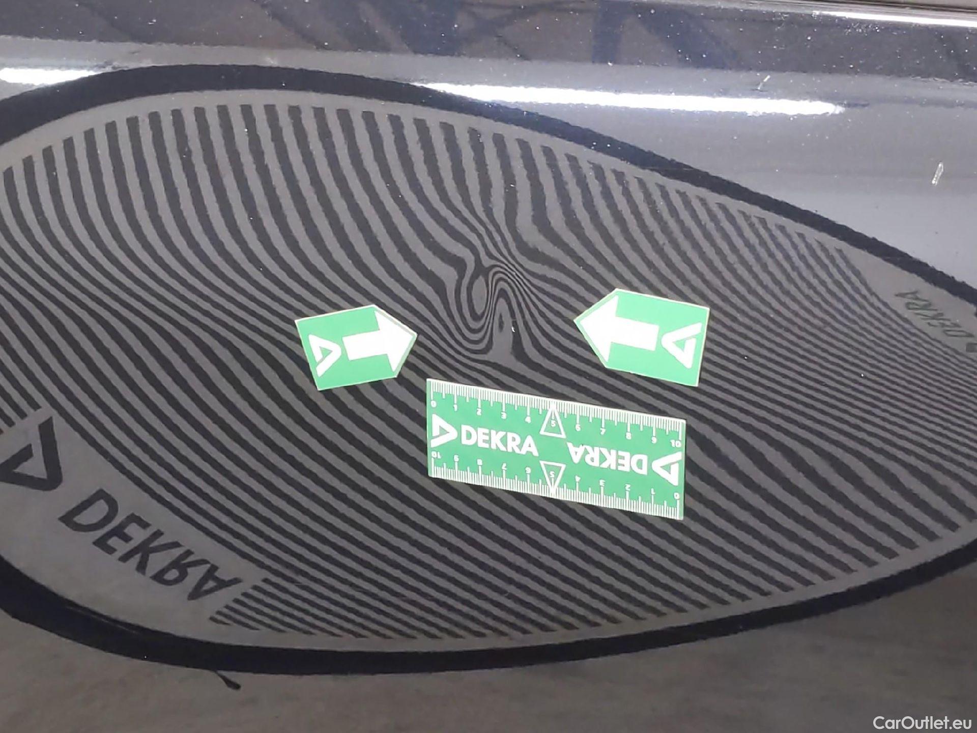  Ford  Kuga FORD  / 2019 / 5P / SUV 2.5 Dur 225 hybrid PHEV Pshift Titanium #13
