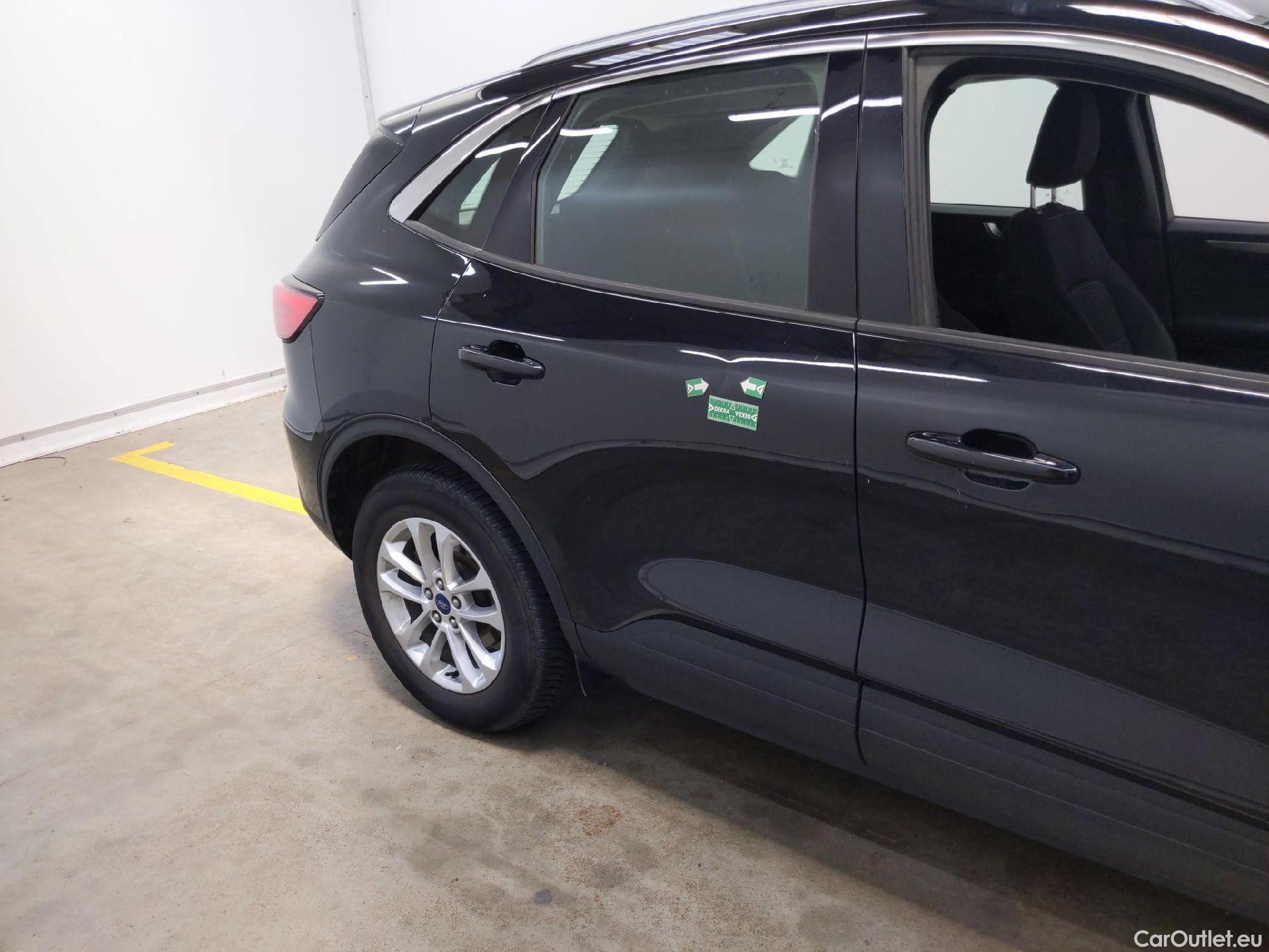  Ford  Kuga FORD  / 2019 / 5P / SUV 2.5 Dur 225 hybrid PHEV Pshift Titanium #12