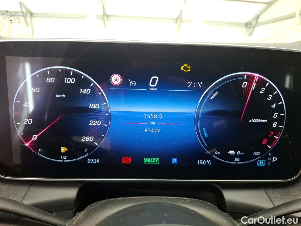  Mercedes  GLC MERCEDES-BENZ  / 2022 / 5P / SUV  300 e AMG Line 4MATIC #53