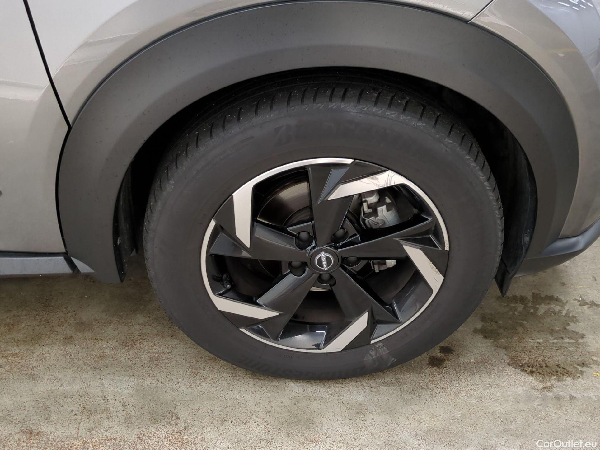  Nissan  Juke NISSAN  / 2019 / 5P / Crossover Hybrid 143 Business+ #3