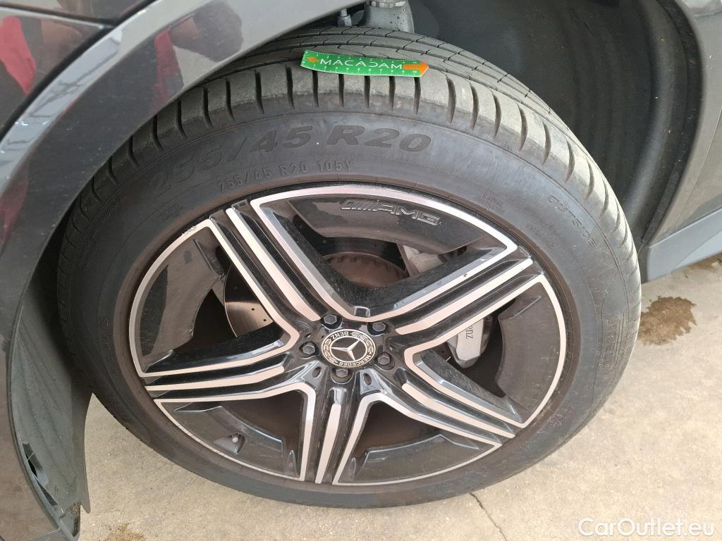  Mercedes  GLC MERCEDES-BENZ  / 2022 / 5P / SUV  300 e AMG Line 4MATIC #35