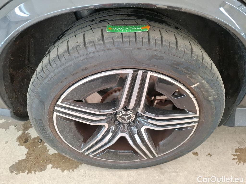  Mercedes  GLC MERCEDES-BENZ  / 2022 / 5P / SUV  300 e AMG Line 4MATIC #24