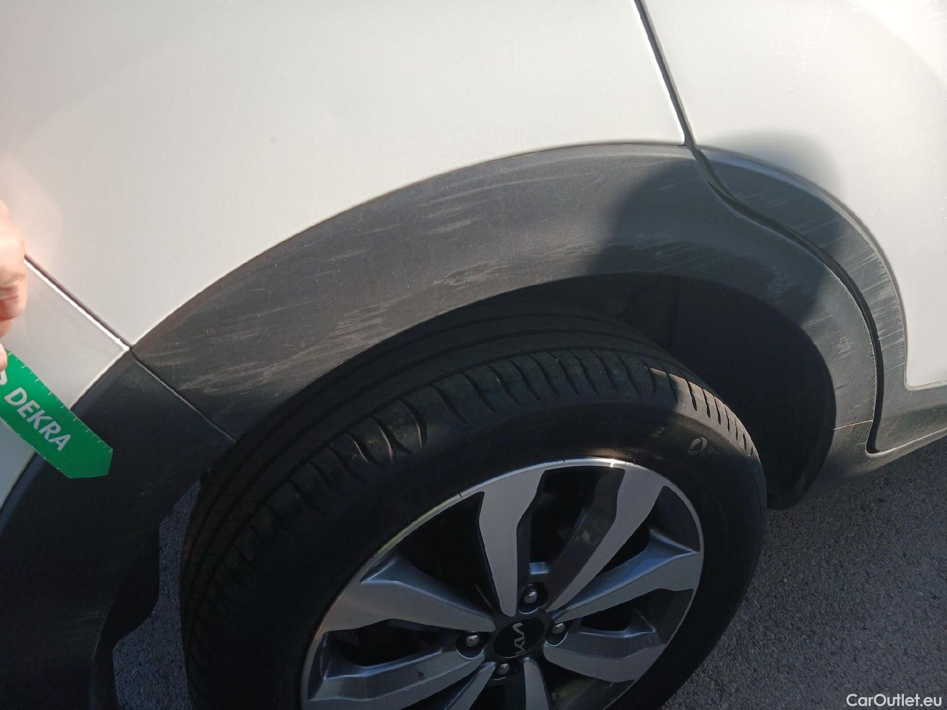  KIA  STONIC KIA  / 2017 / 5P / todoterreno 1.0 T-GDi 74kW (100CV) MHEV iMT Drive #11