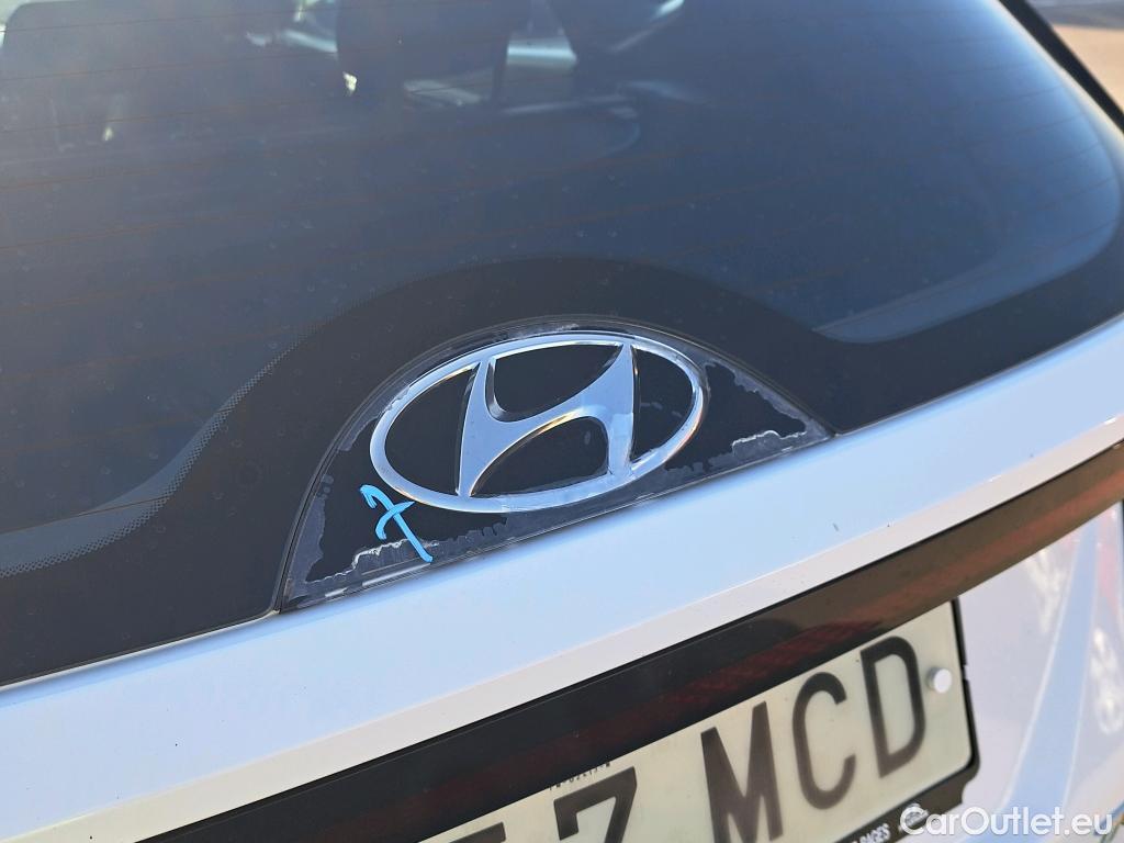  Hyundai  Tucson HYUNDAI  / 2020 / 5P / todoterreno 1.6 CRDI 100kW (136CV) 48V Maxx DCT (AC4) #3