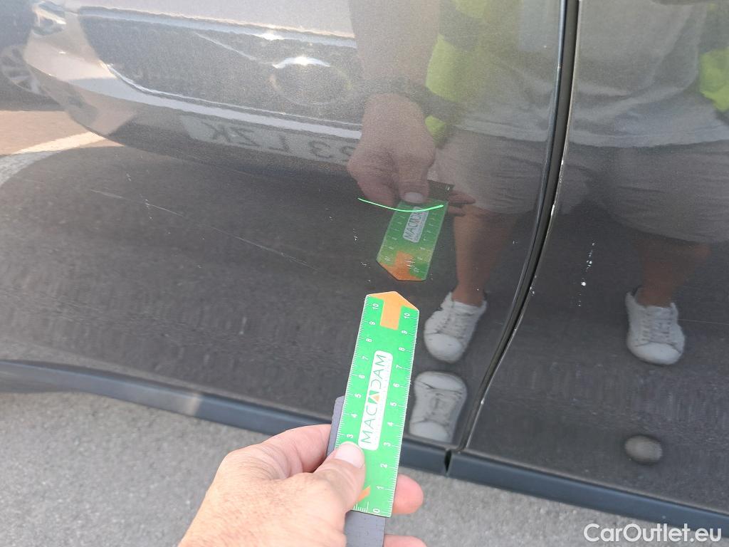  Bmw  X1 BMW  / 2019 / 5P / todoterreno sDrive18d #16
