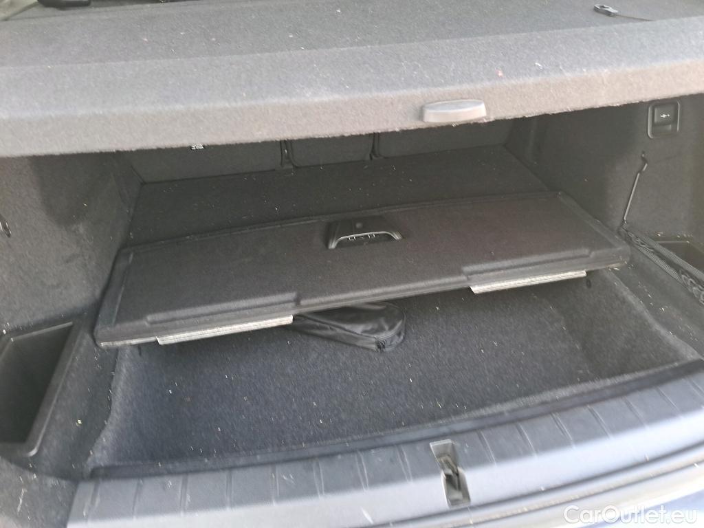  Bmw  X1 BMW  / 2019 / 5P / todoterreno sDrive18d #17