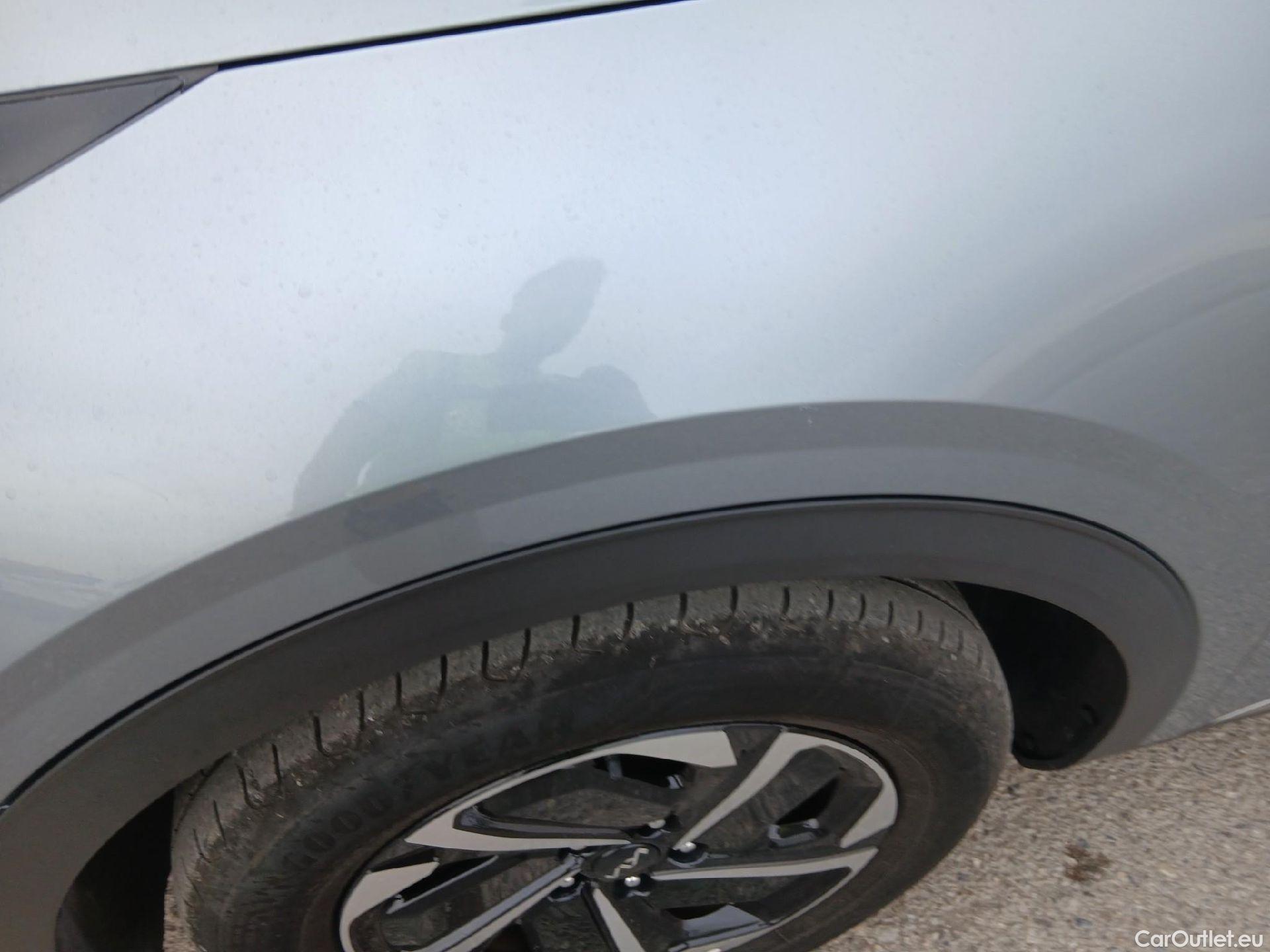  KIA  Sportage KIA  / 2022 / 5P / todoterreno 1.6 T-GDi HEV 171kW (230CV) Drive 4X2 #6
