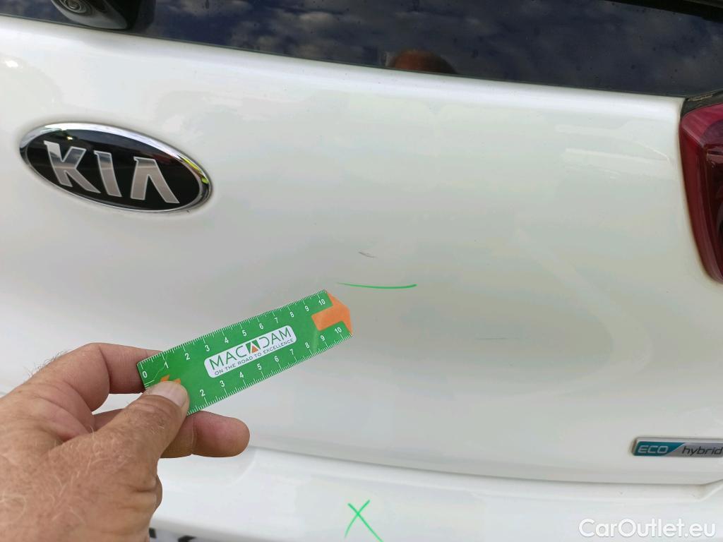  KIA  Niro KIA  / 2019 / 5P / crossover 1.6 GDi HEV 104kW (141CV) Drive #25