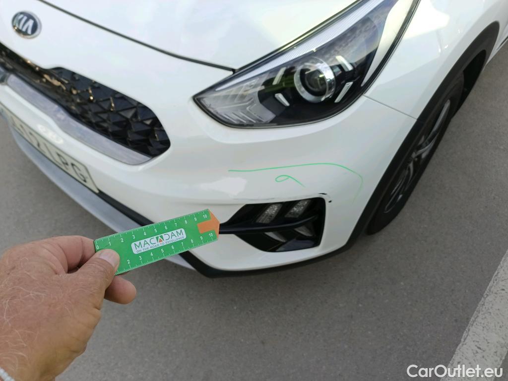  KIA  Niro KIA  / 2019 / 5P / crossover 1.6 GDi HEV 104kW (141CV) Drive #17