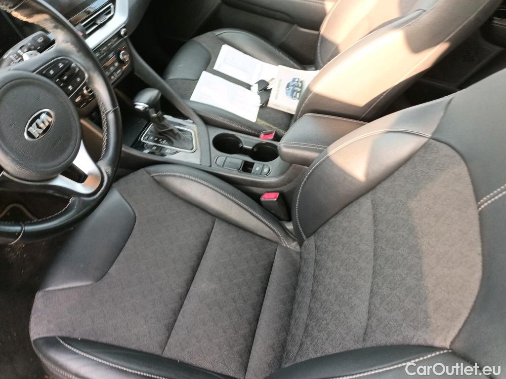  KIA  Niro KIA  / 2019 / 5P / crossover 1.6 GDi HEV 104kW (141CV) Drive #7