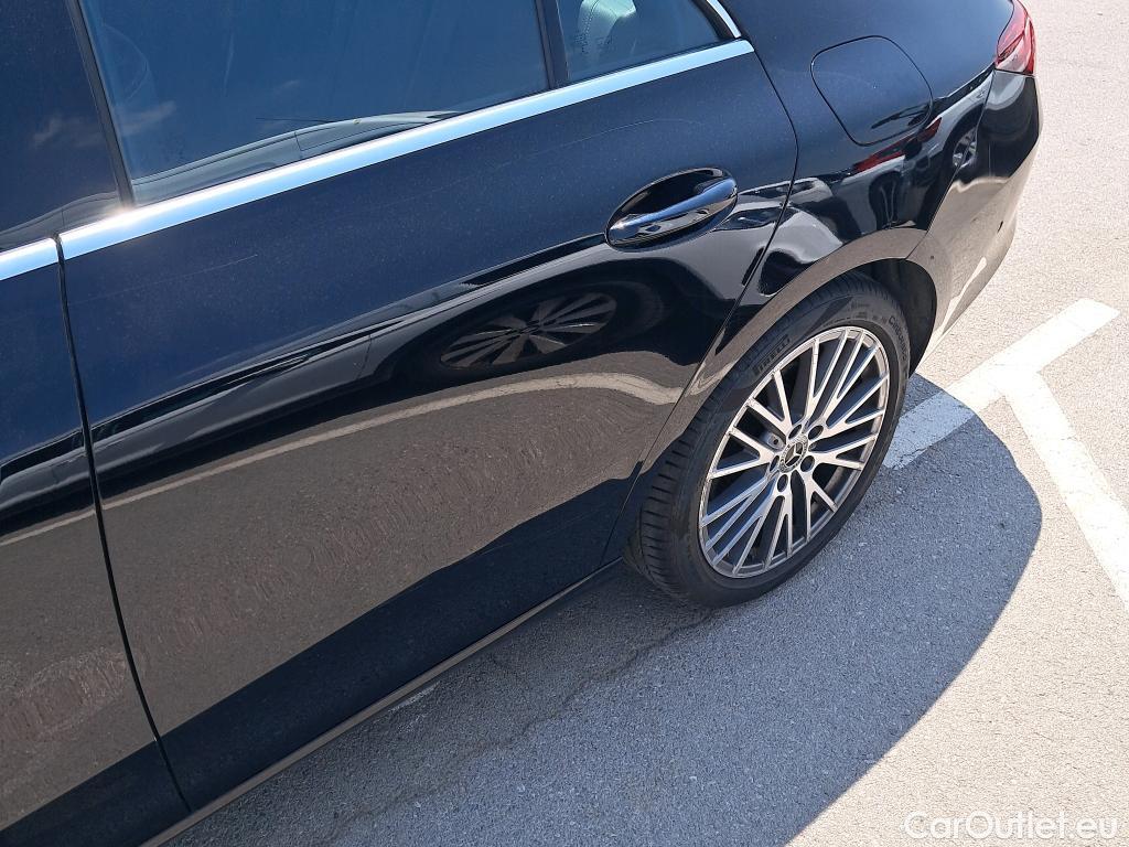  Mercedes  CLA-Klasse MERCEDES-BENZ CLA / 2019 / 4P / coupé CLA 200 D DCT #17