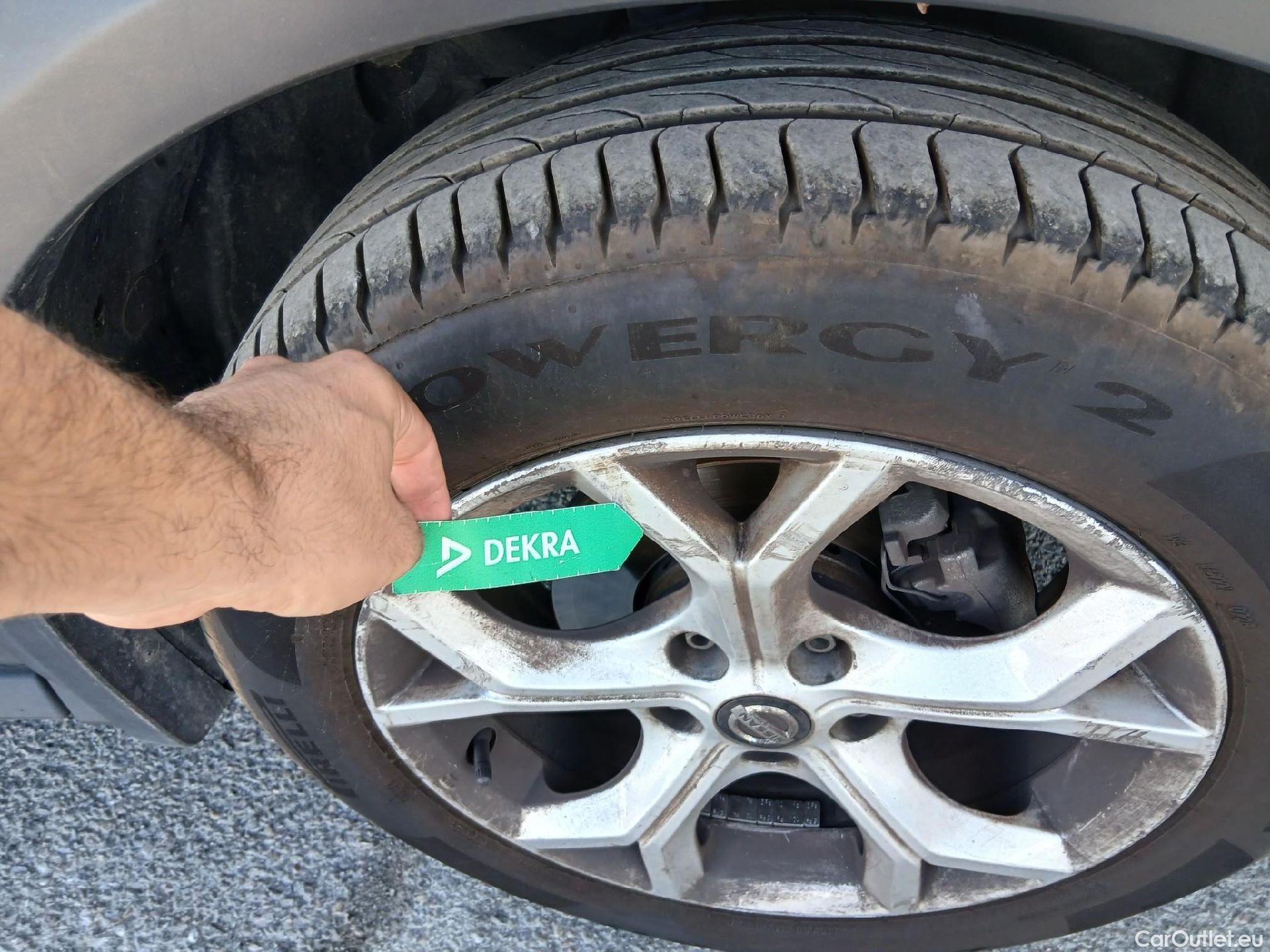  Nissan  Juke NISSAN  / 2019 / 5P / crossover DIG-T 84 kW (114 CV) DCT 7 V N-Connecta (AC2) #24