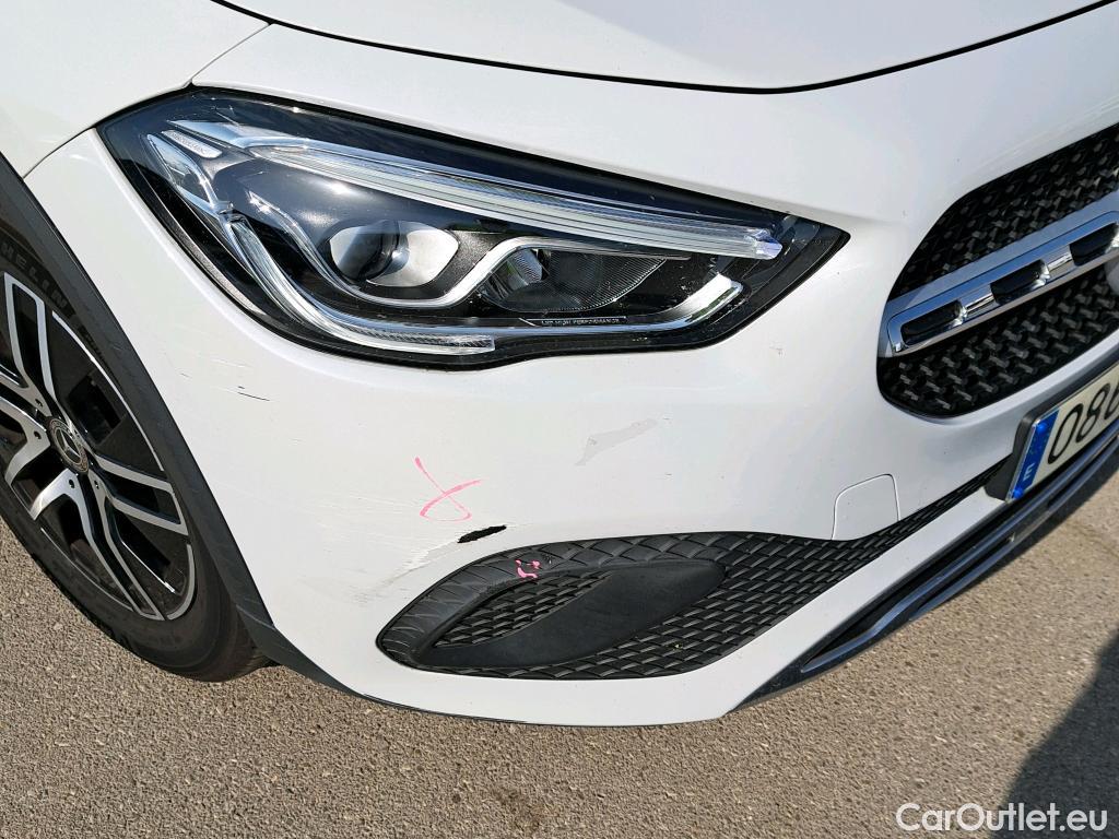  Mercedes  GLA MERCEDES-BENZ  / 2020 / 5P / todoterreno  200 D #17