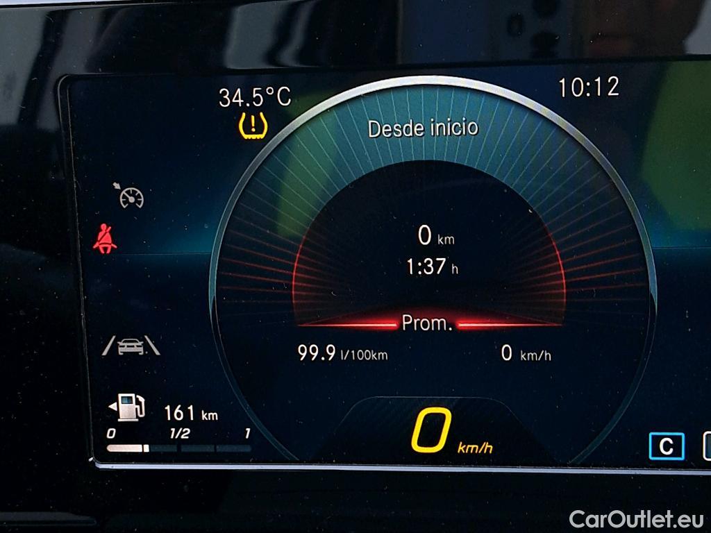  Mercedes  GLA MERCEDES-BENZ  / 2020 / 5P / todoterreno  200 D #22