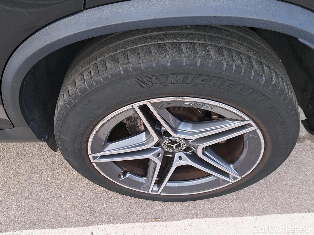  Mercedes  G-Klasee MERCEDES-BENZ GLC Coupé / 2019 / 5P / coupé GLC 300 de 4MATIC #7