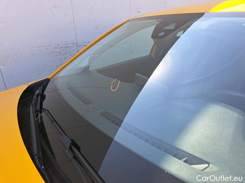  Peugeot  208 PEUGEOT  / 2019 / 5P / berlina con portón PureTech 55kW (75CV) Active #1