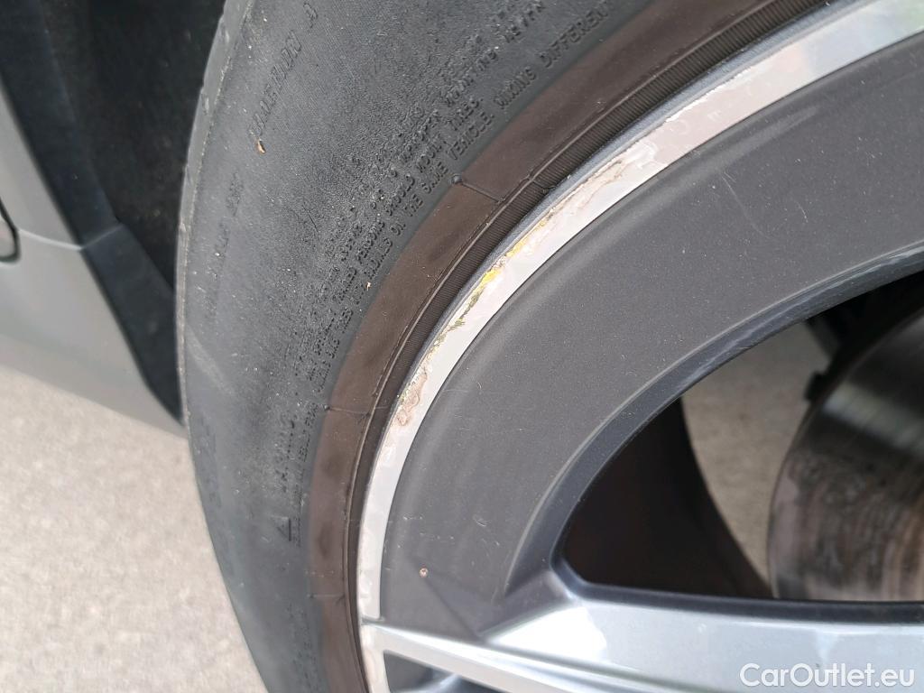  Mercedes  G-Klasee MERCEDES-BENZ GLC Coupé / 2019 / 5P / coupé GLC 300 de 4MATIC #8