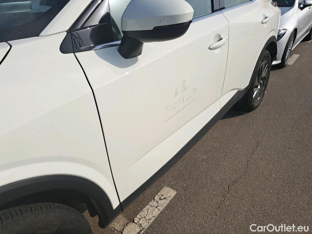  Nissan  Qashqai NISSAN  / 2021 / 5P / todoterreno DIG-T 103kW (140CV) mHEV 4x2 Acenta #18