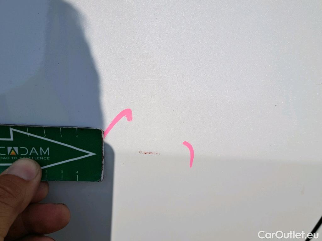  Mercedes  GLA MERCEDES-BENZ  / 2020 / 5P / todoterreno  200 D #8