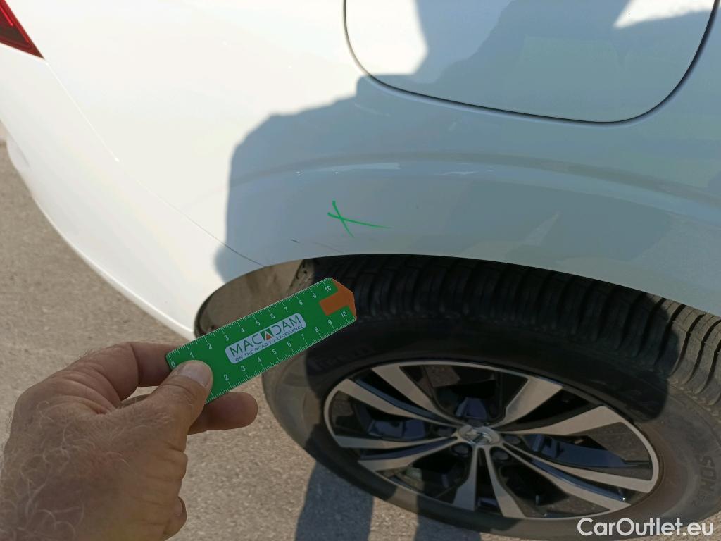  Volvo  XC60 VOLVO  / 2017 / 5P / todoterreno 2.0 B4 G Momentum Pro Auto #1