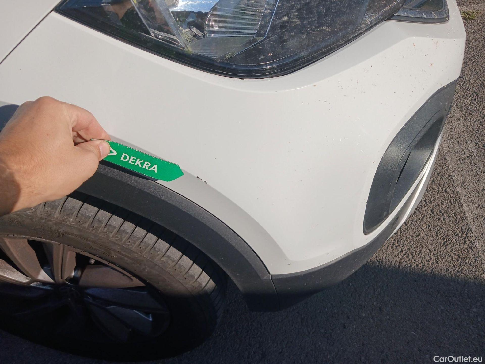  Volkswagen  T-CROSS VOLKSWAGEN  / 2018 / 5P / todoterreno Advance 1.0 TSI 85kW (115CV) DSG (AC) #2
